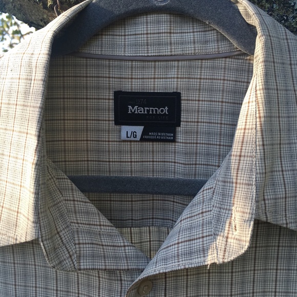 SOLD Marmot Plaid Short Sleeve Button Down Shirt LG EUC - Picture 4 of 8